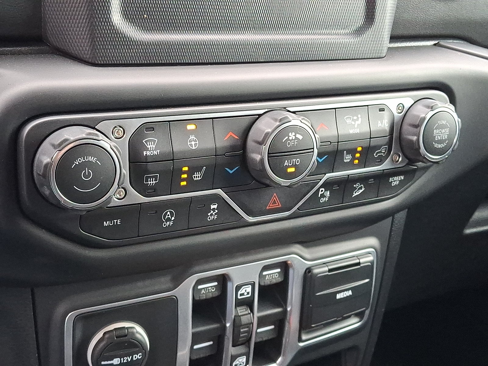 2018 Jeep All-New Wrangler Unlimited Sahara 4x4