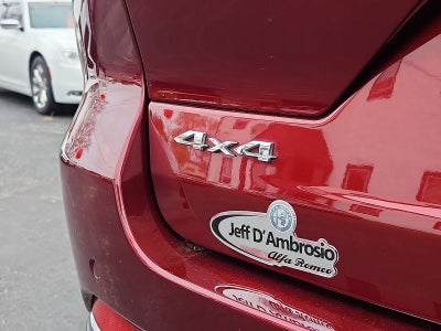 2023 Jeep Grand Cherokee Laredo 4x4