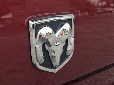 2018 RAM 1500 Big Horn Crew Cab 4x4 5'7" Box
