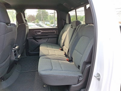 2022 RAM 1500 Big Horn Crew Cab 4x4 5'7" Box