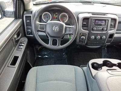 2017 RAM 1500 Express Crew Cab 4x4 5'7" Box