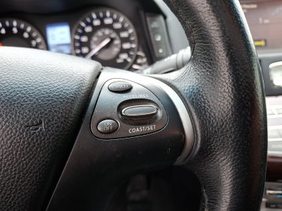 2016 INFINITI Q70 3.7X