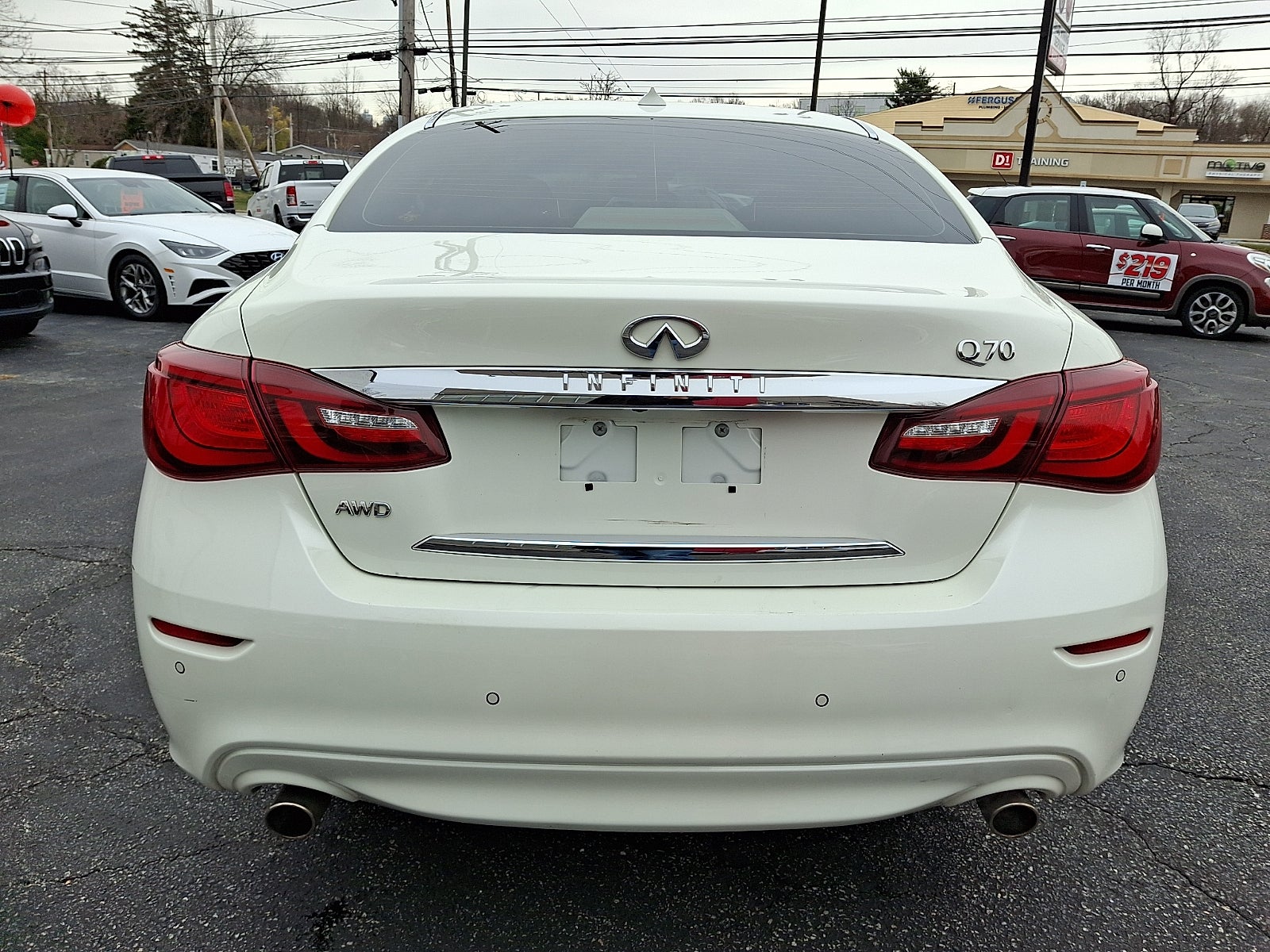 2016 INFINITI Q70 3.7X