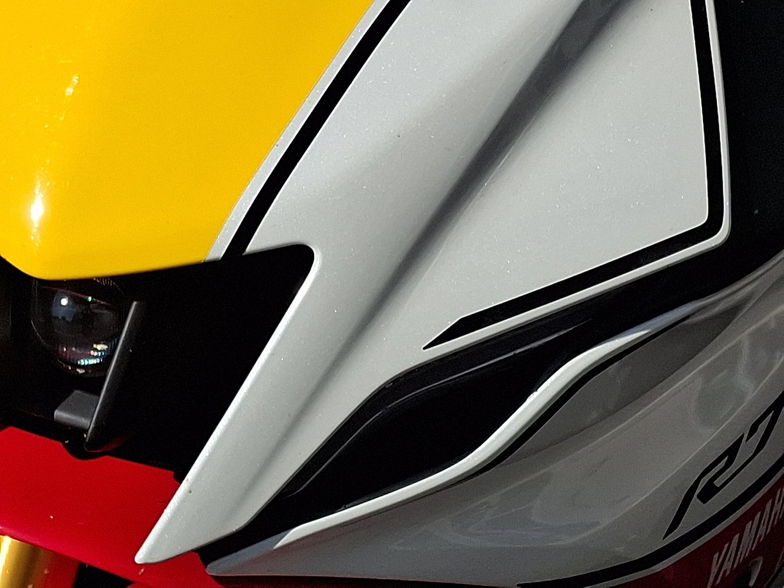 2022 Yamaha YZF World GP 60TH Anniversary