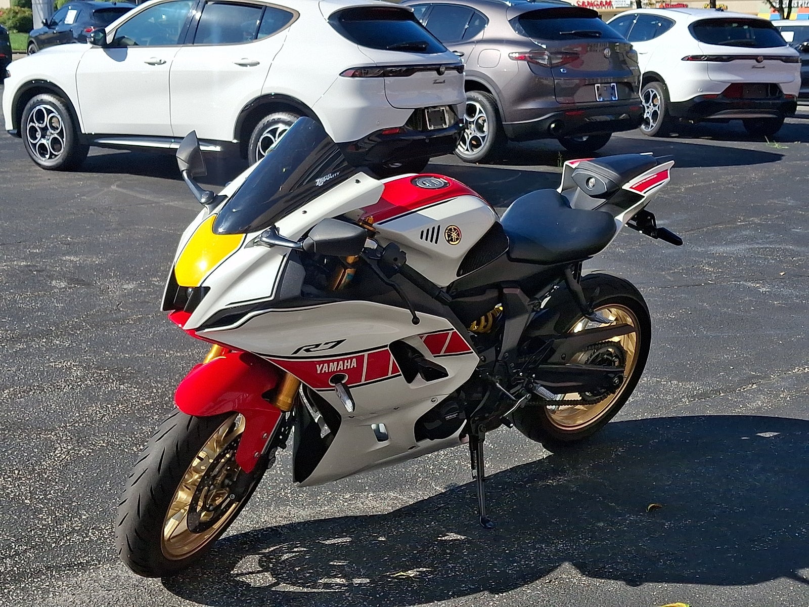 2022 Yamaha YZF World GP 60TH Anniversary
