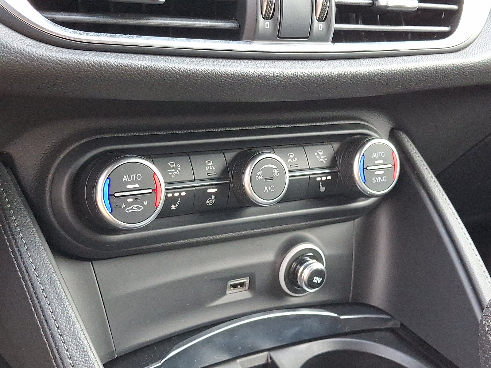 2024 Alfa Romeo Stelvio Sprint AWD