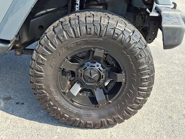 2014 Jeep Wrangler Unlimited Sahara