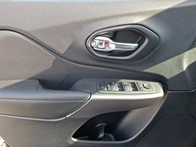 2022 Jeep Cherokee Latitude Lux