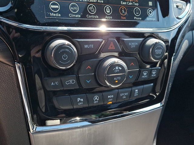 2020 Jeep Grand Cherokee Laredo E