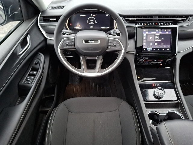 2024 Jeep Grand Cherokee Laredo