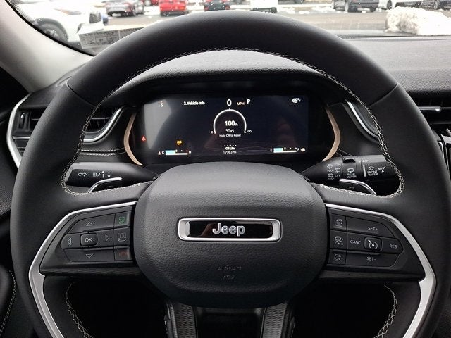 2024 Jeep Grand Cherokee Laredo