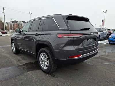 2024 Jeep Grand Cherokee Laredo