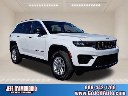 2022 Jeep Grand Cherokee Laredo