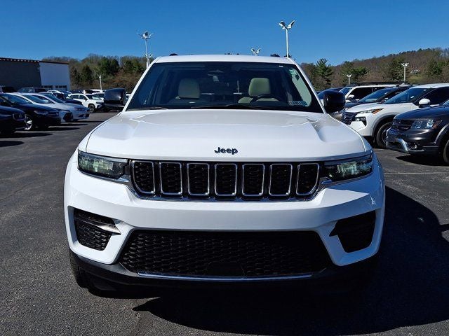 2022 Jeep Grand Cherokee Laredo