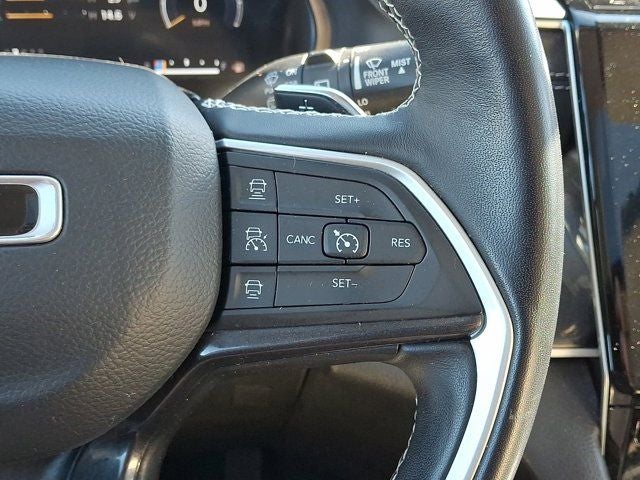 2022 Jeep Grand Cherokee Laredo