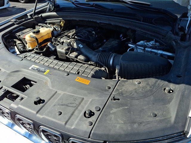 2022 Jeep Grand Cherokee Laredo