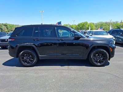 2024 Jeep Grand Cherokee Altitude