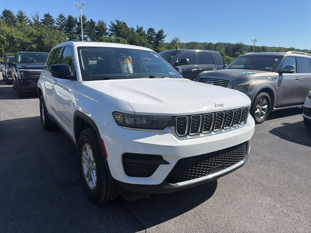 2022 Jeep Grand Cherokee Laredo