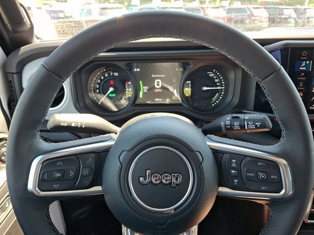 2025 Jeep Wrangler Sahara 4xe