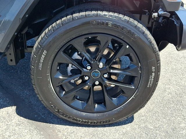 2025 Jeep Wrangler Sahara 4xe
