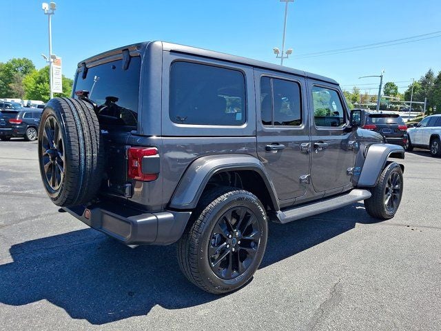 2025 Jeep Wrangler Sahara 4xe