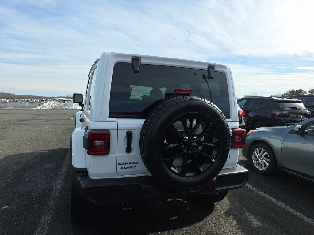 2025 Jeep Wrangler Sahara 4xe