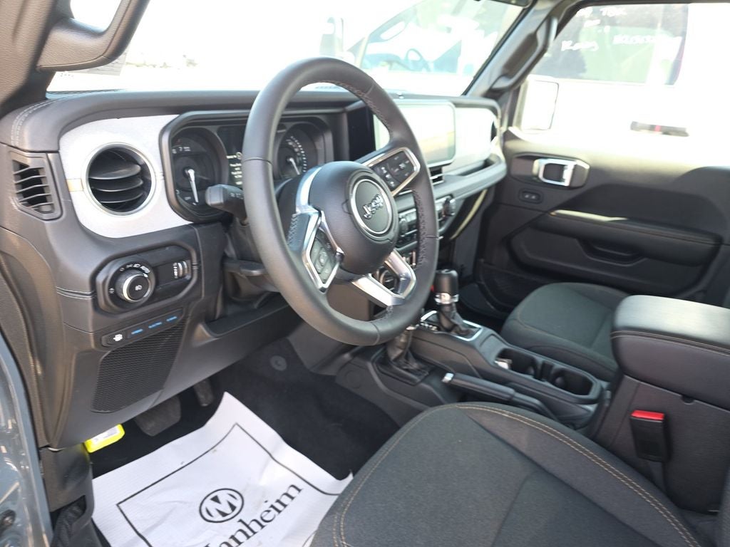 2025 Jeep Wrangler Sahara 4xe