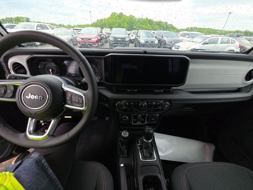 2025 Jeep Wrangler Sahara 4xe