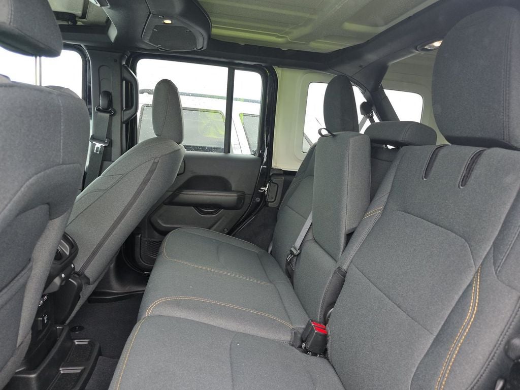 2025 Jeep Wrangler Sahara 4xe