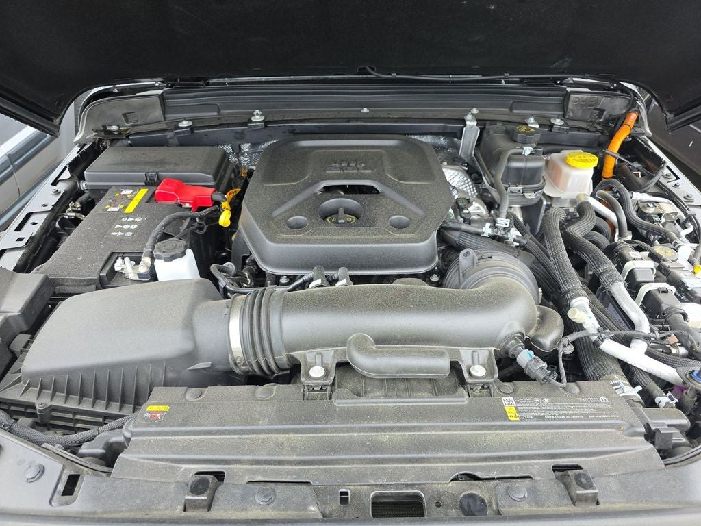 2025 Jeep Wrangler Sahara 4xe