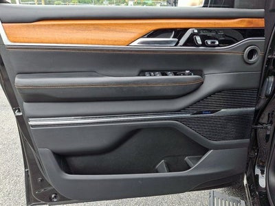 2022 Jeep Grand Wagoneer Series III