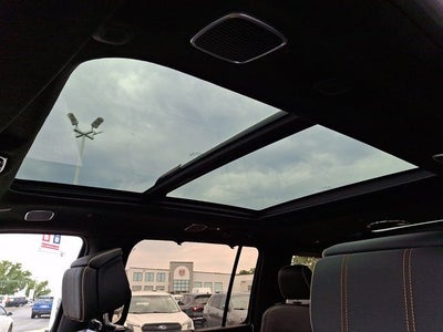 2022 Jeep Grand Wagoneer Series III