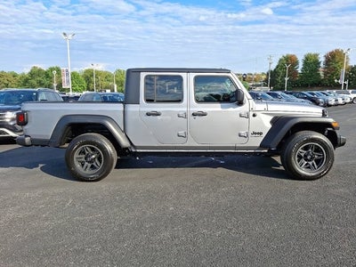 2020 Jeep Gladiator Sport