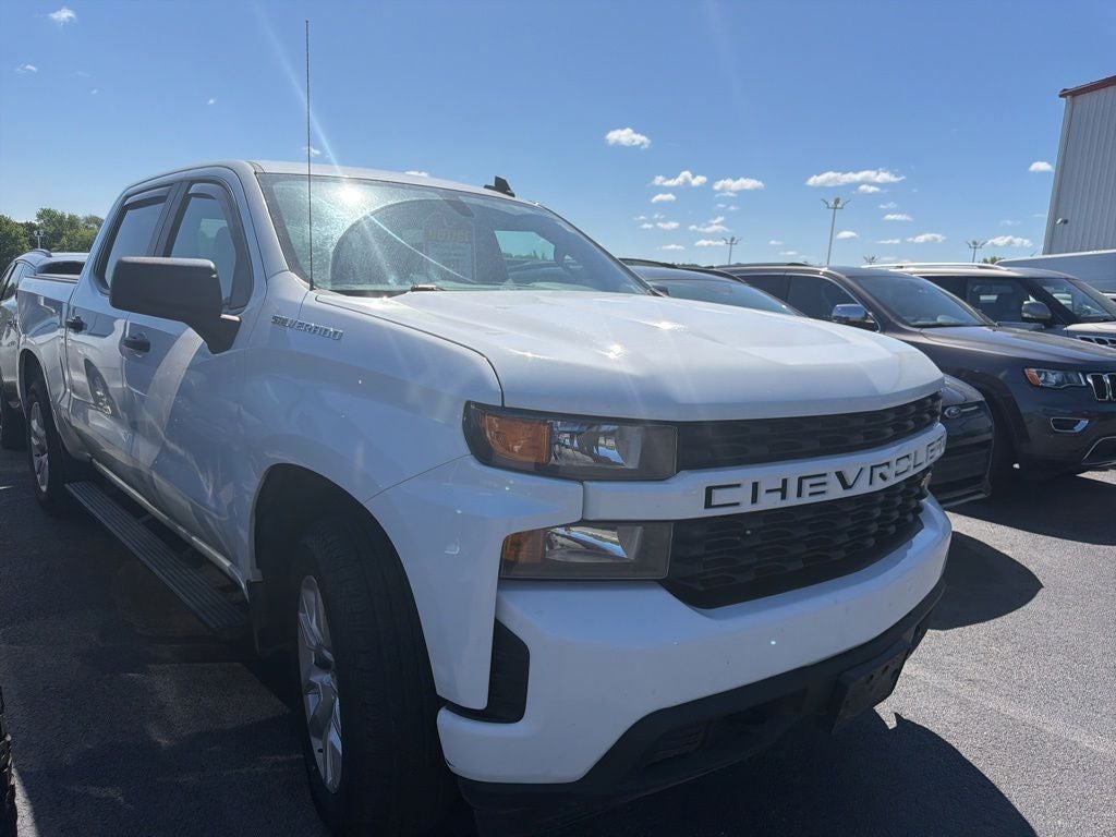 2021 Chevrolet Silverado 1500 Custom 4X4 Crew Cab Short Box's photo