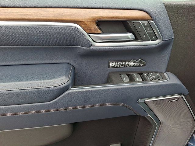 2022 Chevrolet Silverado 1500 High Country