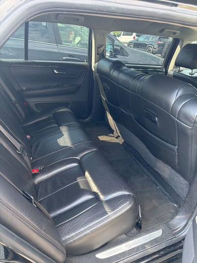 2009 Cadillac DTS Base