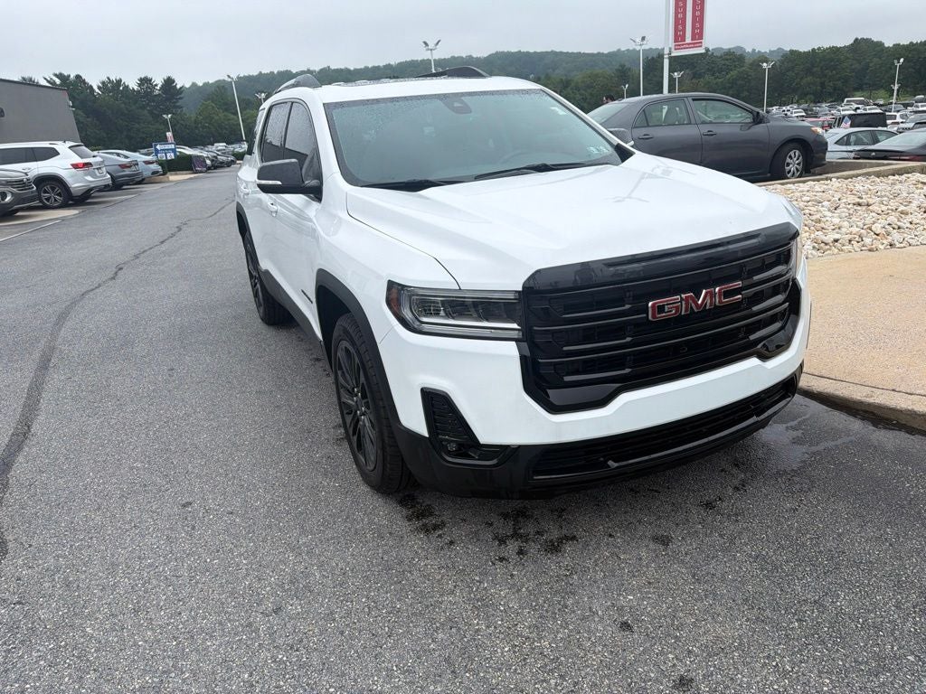 2023 GMC Acadia SLT