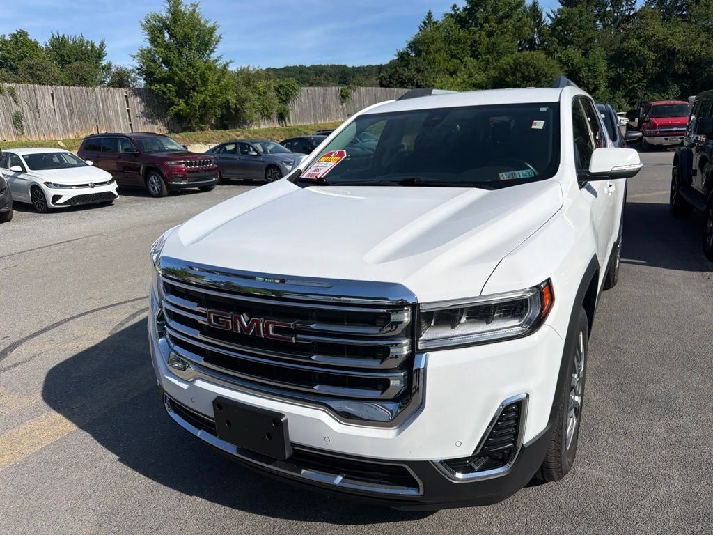 2023 GMC Acadia SLT