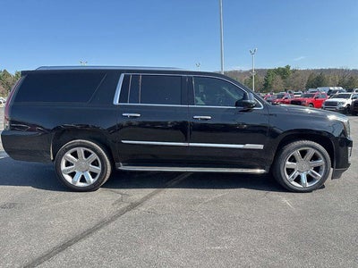 2019 Cadillac Escalade ESV Premium