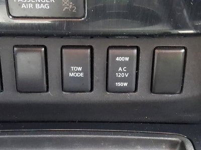 2015 Nissan Titan SV