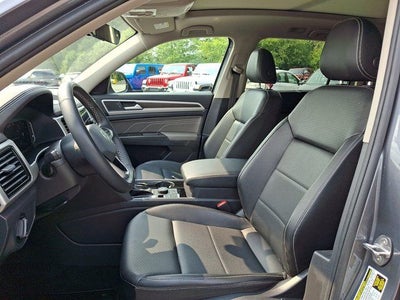 2022 Volkswagen Atlas 3.6L V6 SE w/Technology