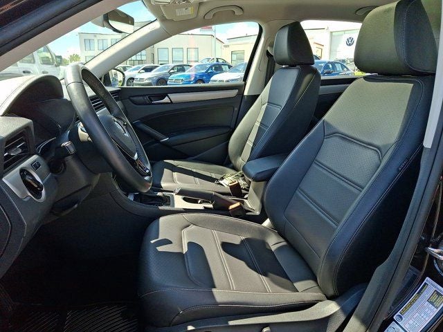 2022 Volkswagen Passat 2.0T SE