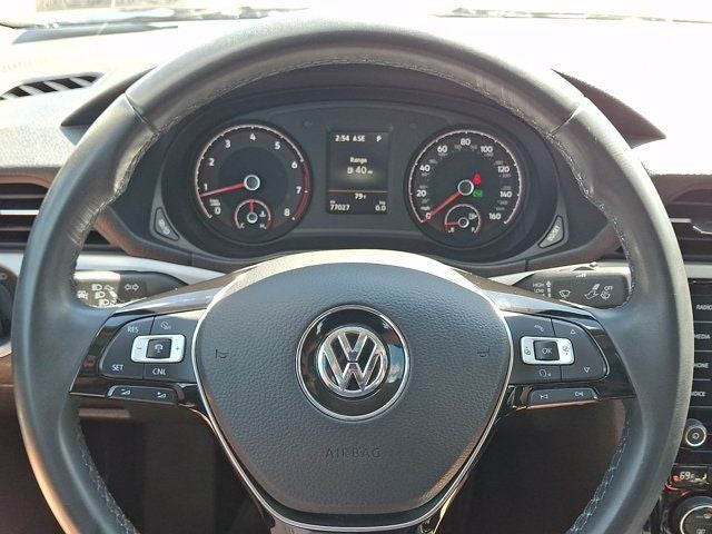 2022 Volkswagen Passat 2.0T SE