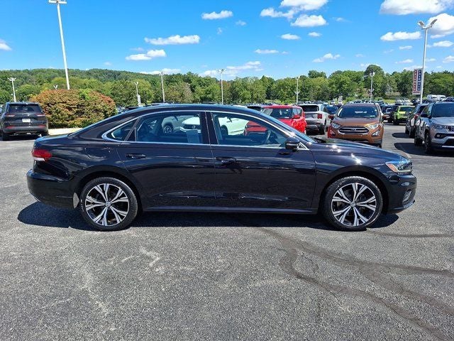 2022 Volkswagen Passat 2.0T SE