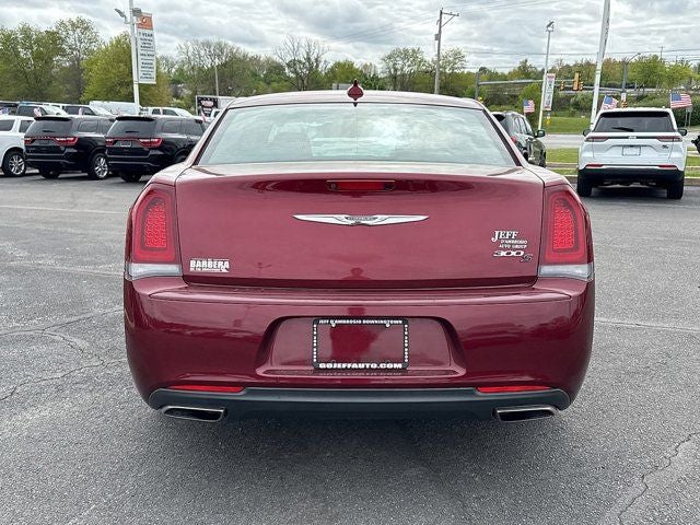 2019 Chrysler 300 S