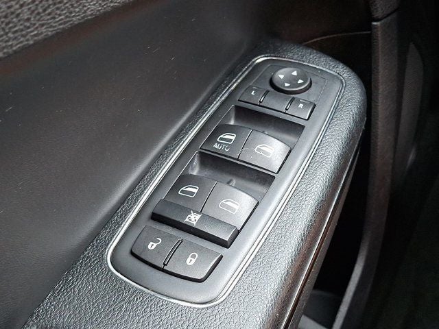 2015 Chrysler 300 S