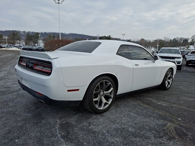 2015 Dodge Challenger SXT