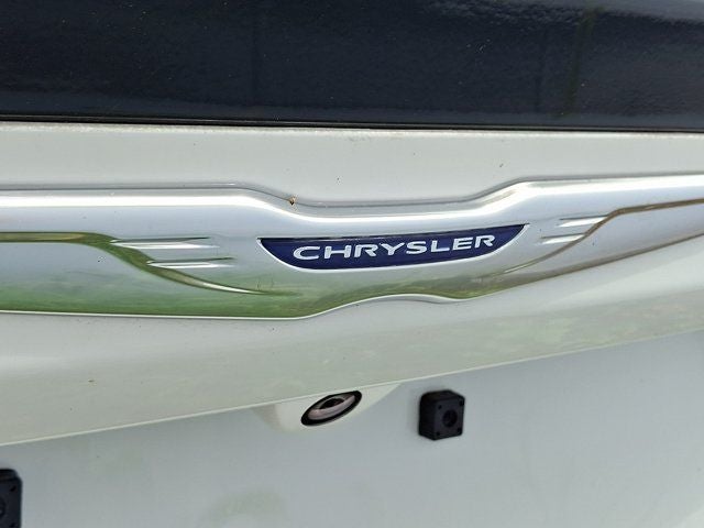 2020 Chrysler Voyager L