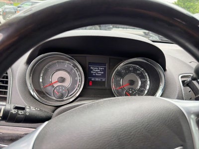 2012 Chrysler Town & Country Limited