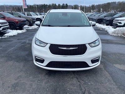 2023 Chrysler Pacifica Hybrid Touring L